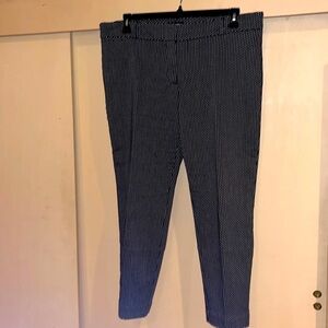 Liz Claiborne career Emma classic pants, size 16, black with white polka dots